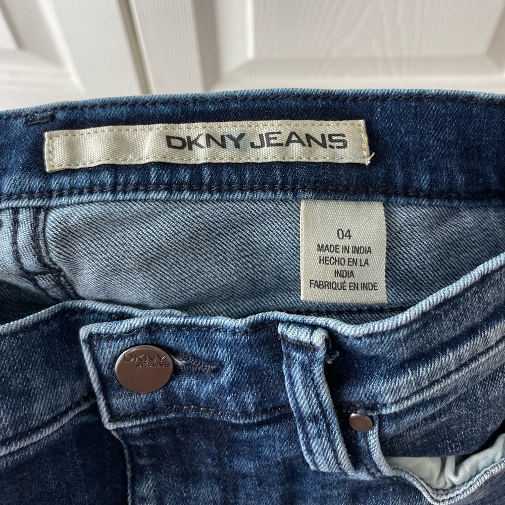 Washed Jeans - Picture 3 of 3